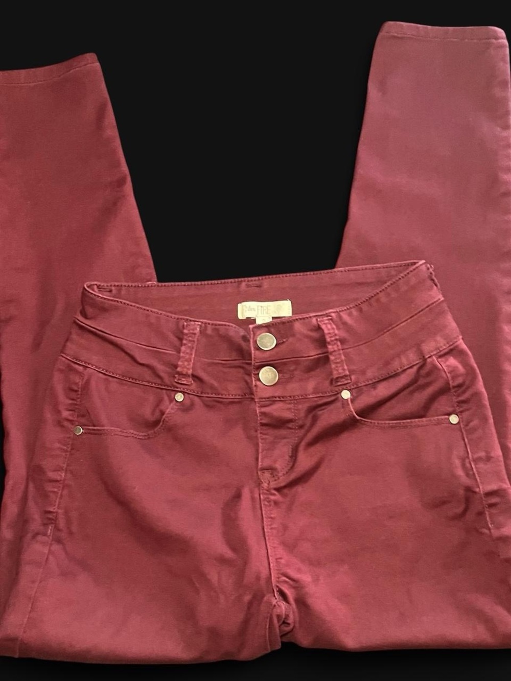 Love Fire Burgundy Skinny Jeans – Size 3 Stylish Everyday Denim
